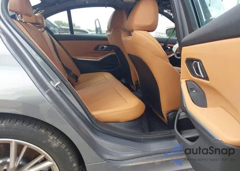 2024 BMW 3 Series 330I z USA, uszkodzony, nr VIN 3MW69FF05R8E85116